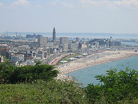 Le Havre: la plage, la ville et le port.